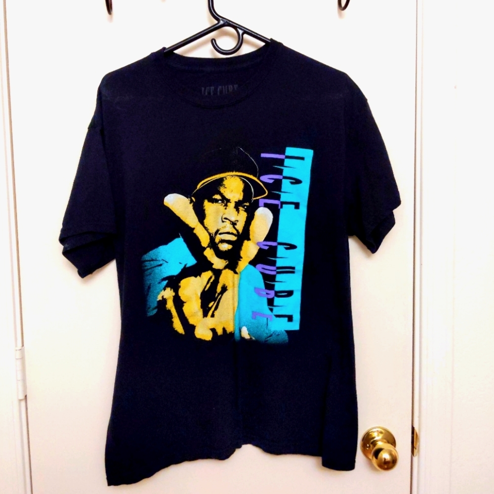Ice Cube // Hip-Hop T-shirt - LARGE